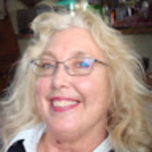 Meet your Posher, Paula